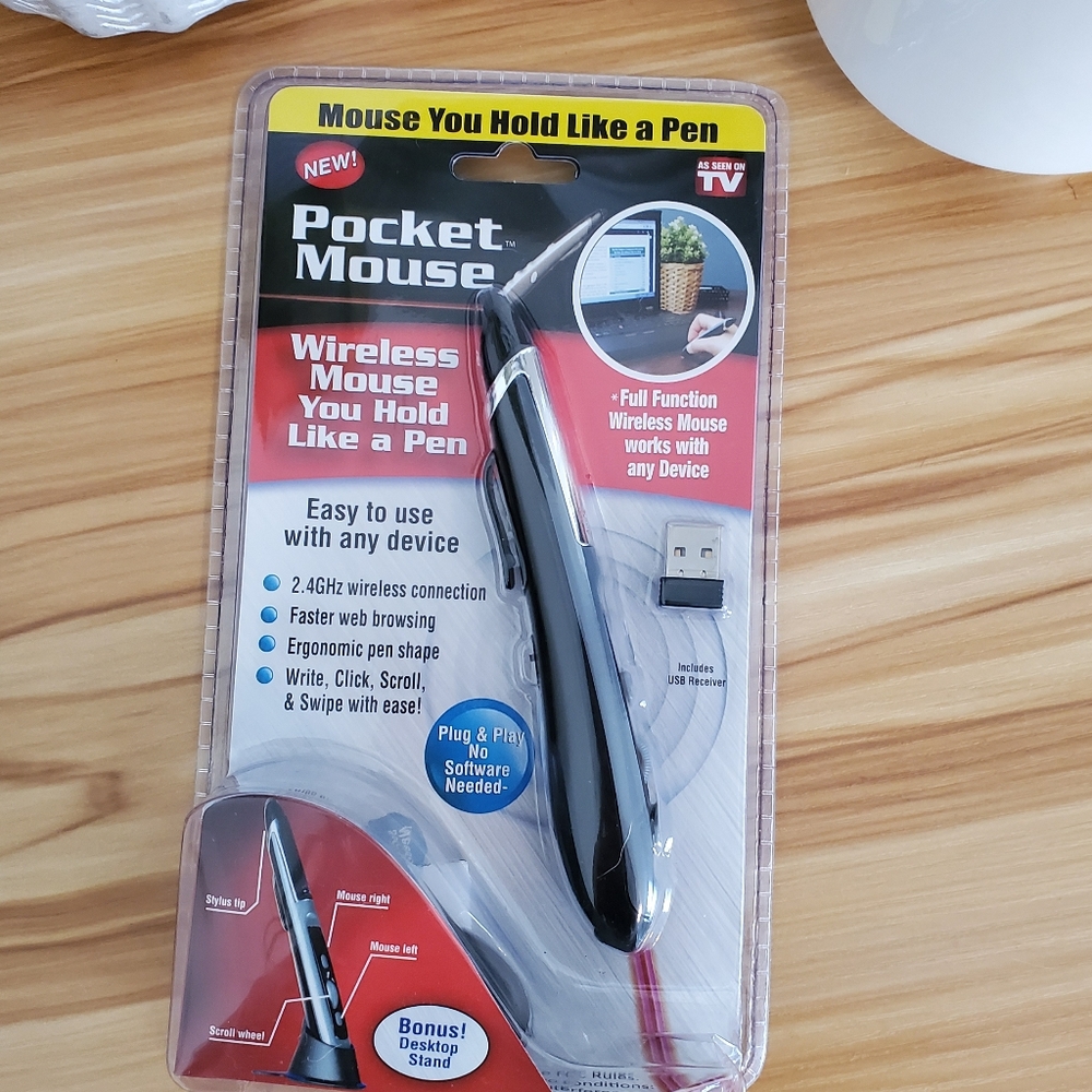 Pocket Mouse Pen style computer mouse